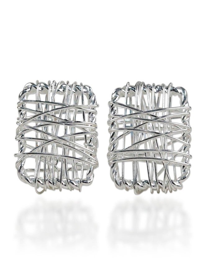 نوفيكا أقراط نوفيكا المصنوعة يدويًا من الفضة الإسترليني | مجوهرات يدوية الصنع | مربع ملفوف | لا تسبب الحساسية | خالية من الرصاص والنيكل | تصميم هندسي تايلاندي | مربع متقاطع 0.3 بوصة طول × 0.3 بوصة عرض - Image 1