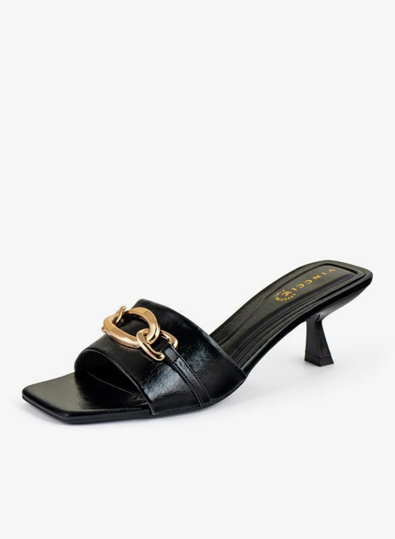 فينتشي صنادل نسائية ذات حزام واحد بكعب متوسط