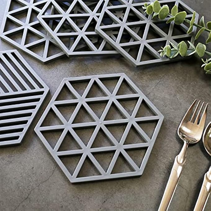 LogHog 4 Pack Silicone Trivet Mats Geometric Figure Heatproof Hot Pads Pot Holder Non Slip Flexible Durable Heat Resistant Coaster Kitchen Countertop Table Mats TriangleGrey - Image 5
