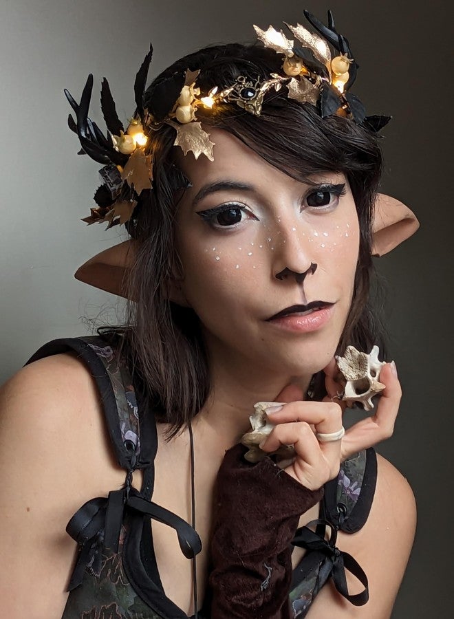 MOSTORY Light up Antler Crown - Forest Flower Circlet Elf Headpiece Fairy Deer Horns Headband for Renaissance Ren Faire Accessory Women Cosplay Photo Shoot - Image 2