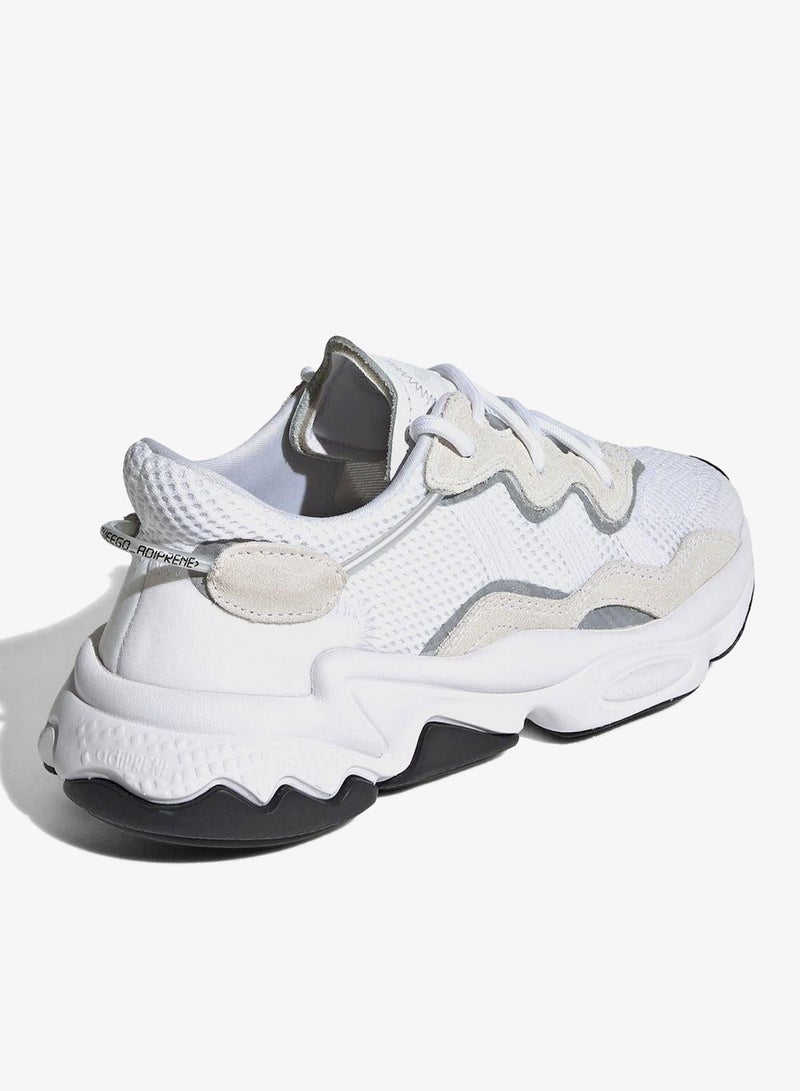 adidas Originals OZWEEGO Shoes - Image 4