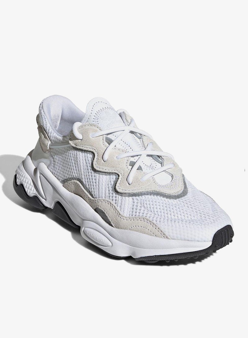 adidas Originals OZWEEGO Shoes - Image 3