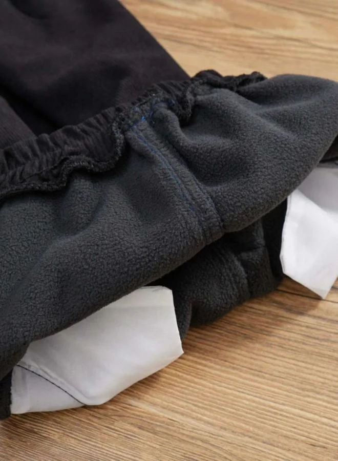 يونيكي Black Regular Fit Mid Rise Applique Trackpant