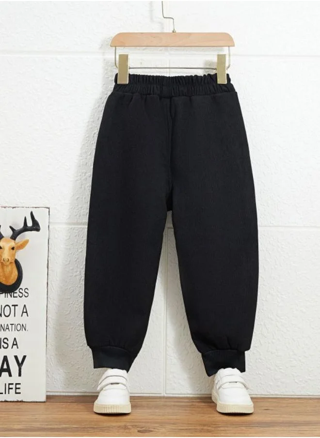 يونيكي Black Regular Fit Mid Rise Applique Trackpant