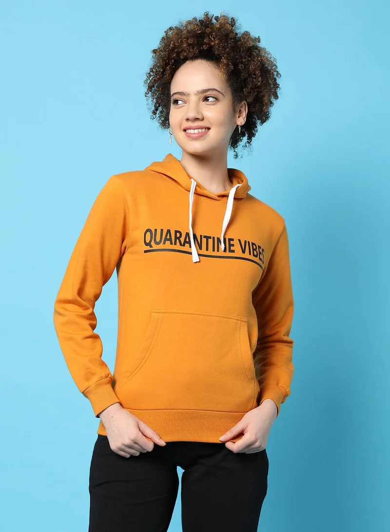 كامبوس سوترا هودي نسائي بقلنسوة بطبعة أجواء الحجر الصحي بلون الخردل الأصفر