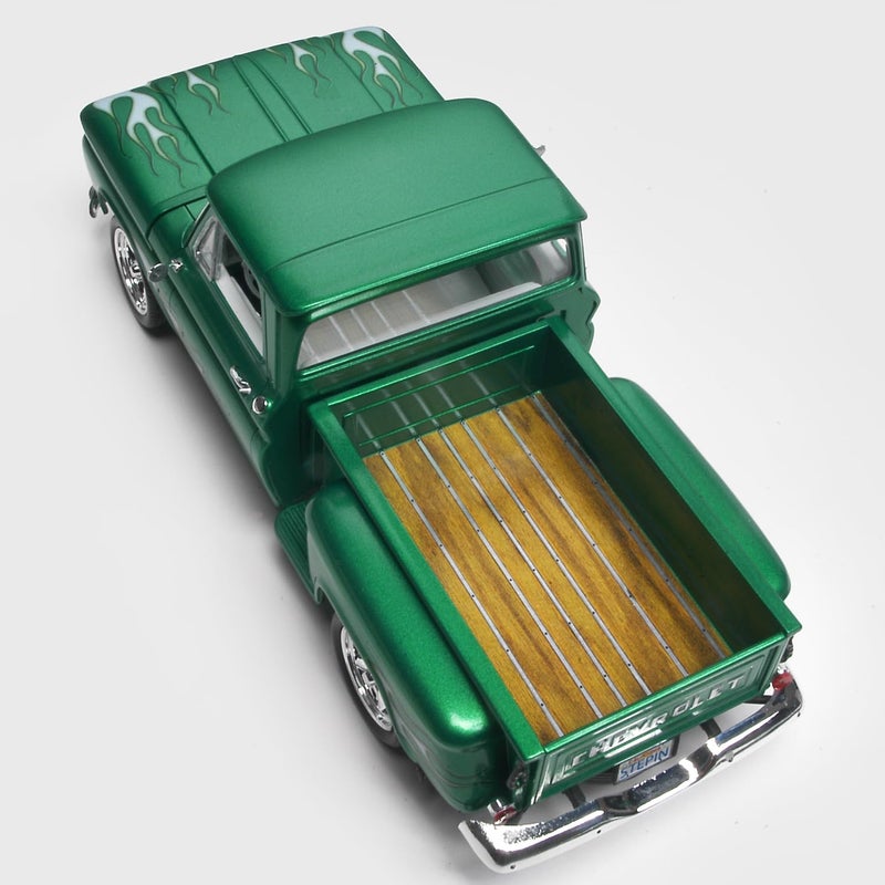 Revell '65 Chevy Stepside Pickup 2N1, Green - Image 3