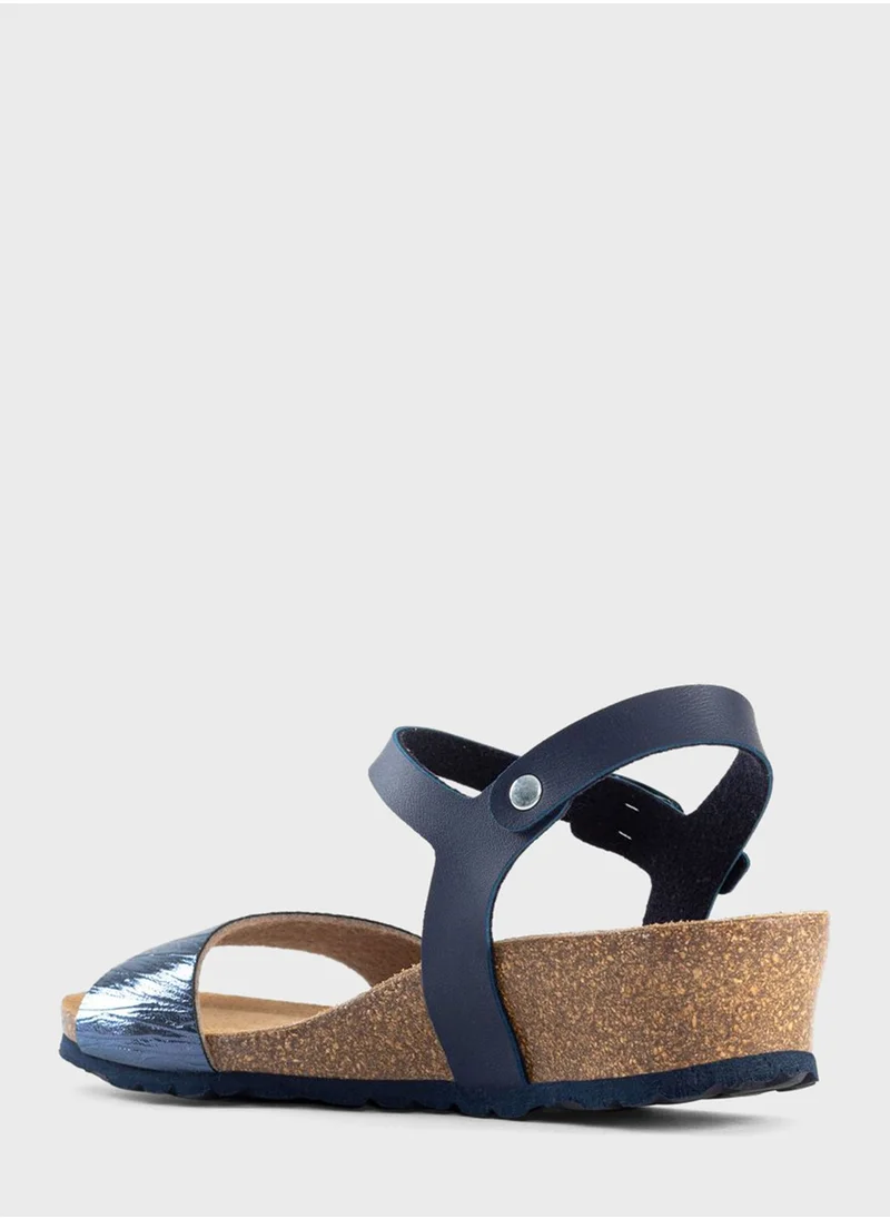 BAYTON Wodonga Multi Strap Wedge Sandals