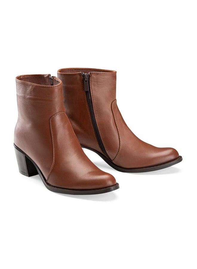 Crest Vagabond Heel Boots rotating - Havan