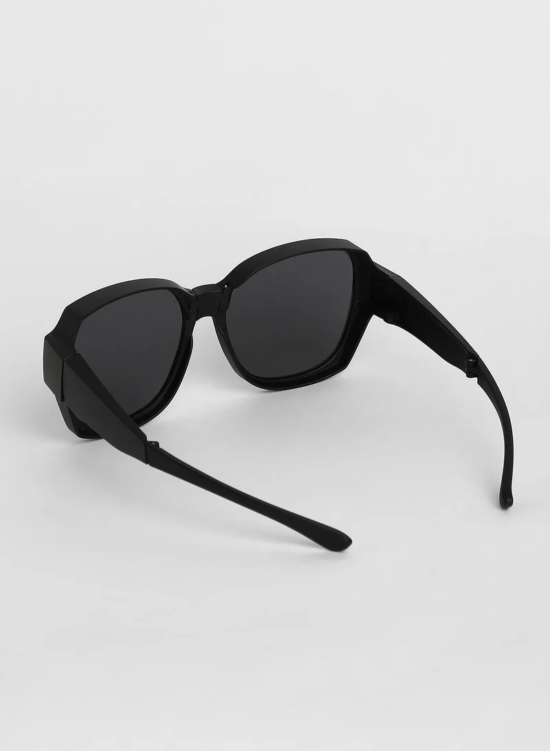 Haute Sauce  Haute Sauce Unisex Foldable Oversized Sunglasses For Casual Wear | One-Size | Black Polycarbonate Frame | Black Polarized Lens | Full Rim | Eyewear For Woman & Girls  | Best Price UAE