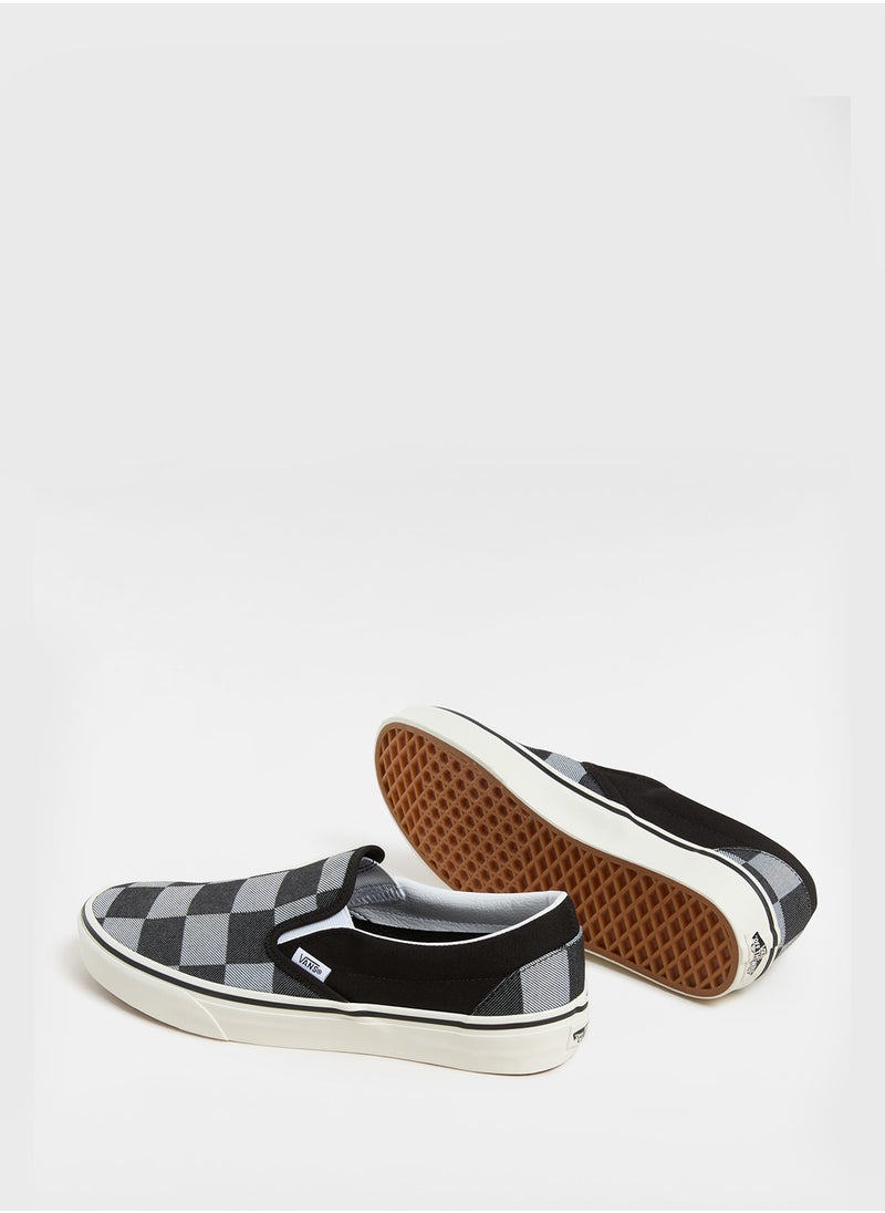 VANS - Classic Slip Ons - Image 1