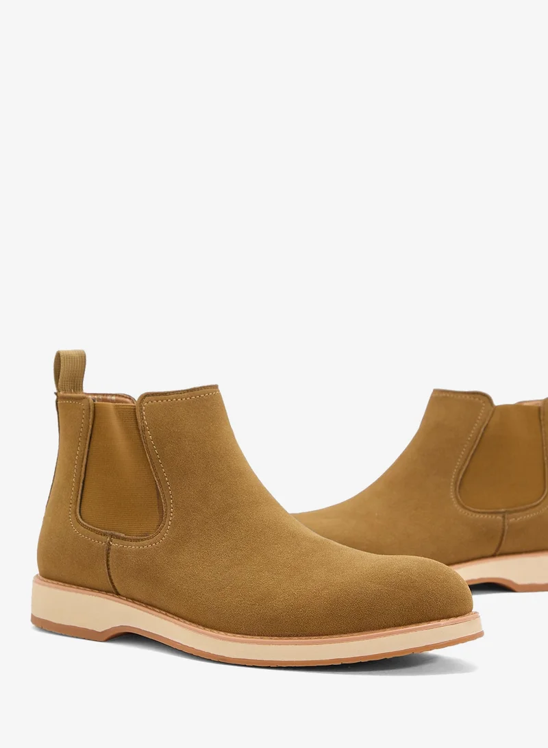 Robert Wood Suede Chelsea Boots