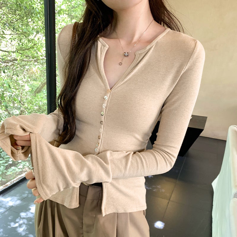 Korean Chic V-Neck Pleated Sunscreen T-shirt for Women oatmeal