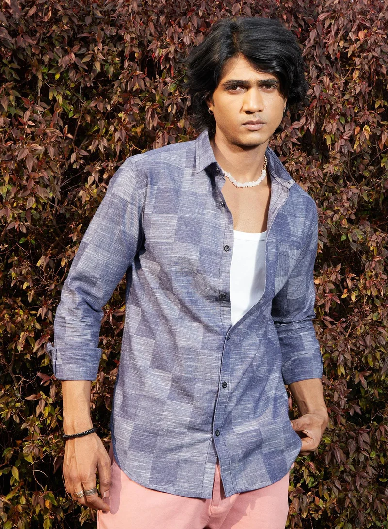 Campus Sutra Men's Steel Blue Heathered Denim Check Shirt For Casual Wear | Spread Collar | Long Sleeve | Button Closure | Cotton Shirt Crafted With Comfort Fit For Everyday Wear