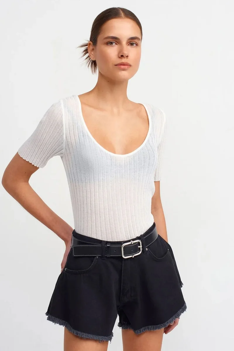 DILVIN Slim Fit Ribbed Square-neck Sweater