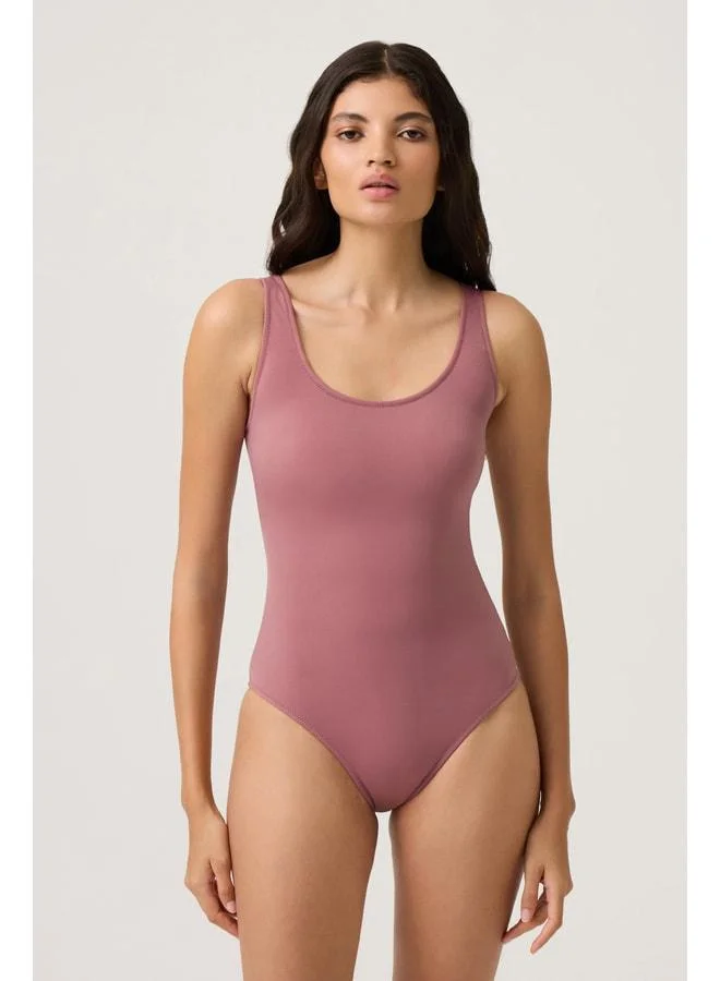 Los Ojos Burgundy U‑Neck Sport Swimsuit Sporty One Piece.