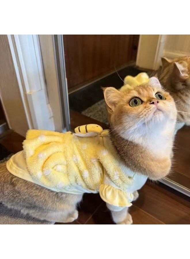 A.M Pet autumn and winter bee fluffy traction bottoming shirt pet clothes cat dog chest harness clothes - Image 4