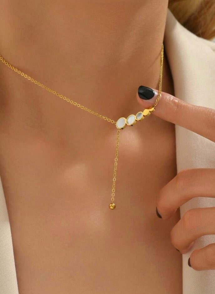 Elegant Women’s Necklace Made Of Stainless Steel Coated With Gold In A Modern And Chic Design - Image 3