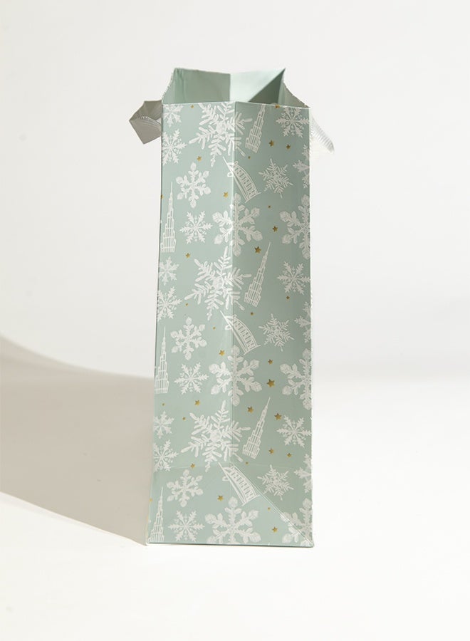Share the Love Large UAE Christmas Gift Bag with Snowflake Design – Perfect for Festive Gifting - Image 2