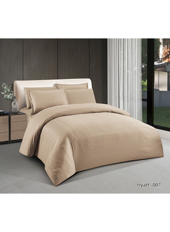 Hours Horse Hotel Comforter Set With Soft And Durable Microfiber Striped Fabric 6 Pieces King Size  - Image 1
