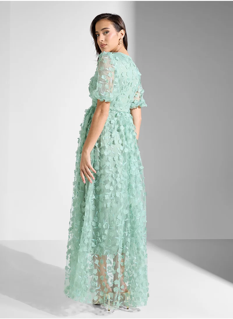 جينجر بوتيك 3D Floral Applique Detail Tulle Maxi Dress