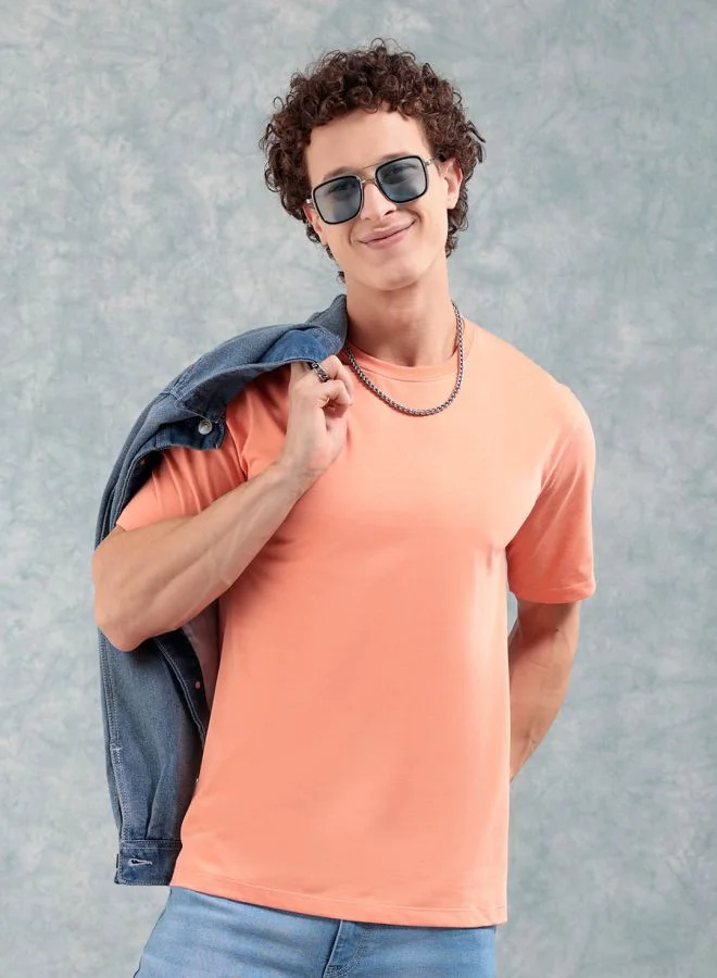ذا انديان كراج كو Men Slim Fit Solid Round Neck Tshirt