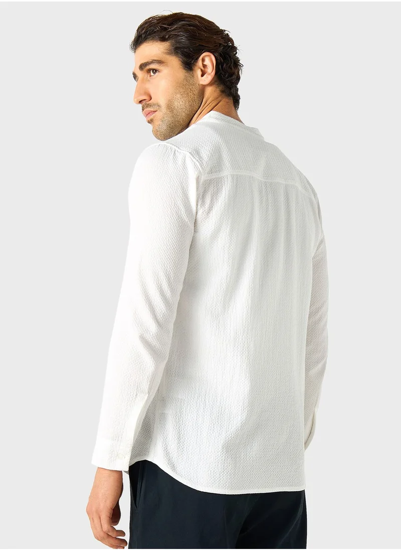 ايكونيك Textured Button Down Shirt