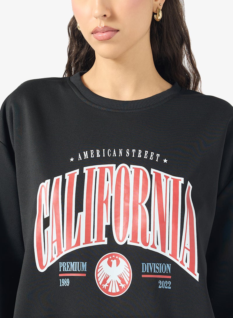 جينجر سويت شيرت برسومات كبيرة بأسلوب الجامعة - Image 3