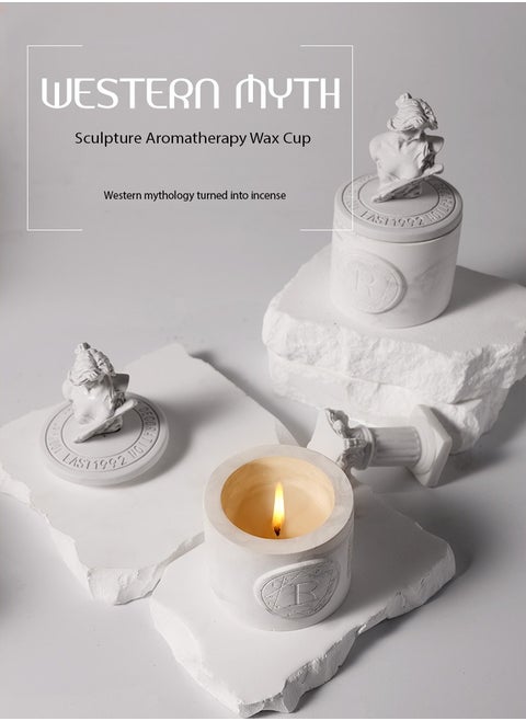 Earl Grey and Cucumber Scented Candle With Top Closure and Modern Luxury Look