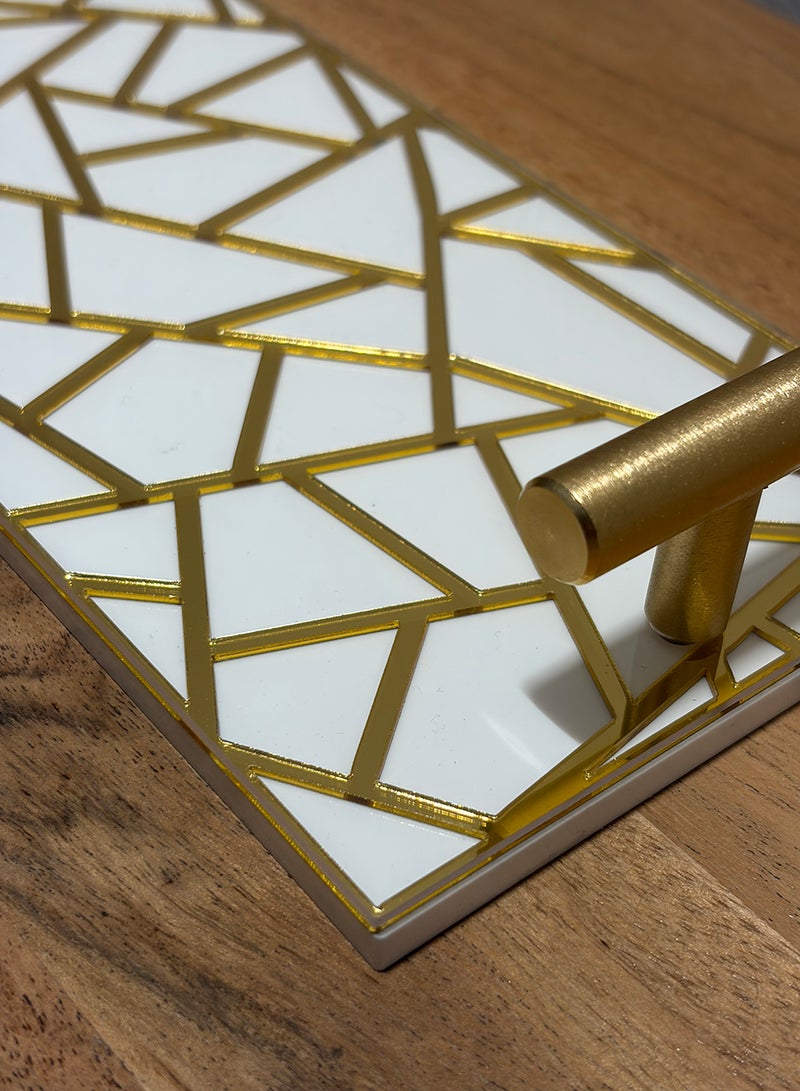 لوحة صينية تقديم من الأكريليك بتصميم مزخرف ومقابض معدنية ذهبية اللون - Image 4