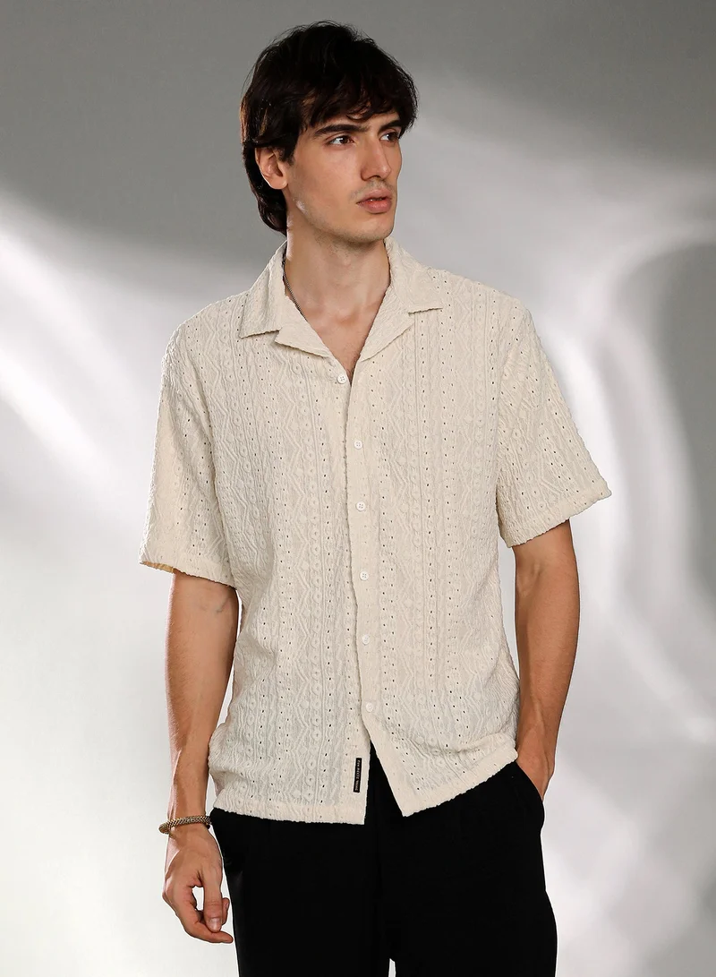 كامبوس سوترا Men's Off-White Aztec-Textured Shirt For Casual Wear | Cuban Collar | Short Sleeve | Button Closure | Shirt Crafted With Comfort Fit For Everyday Wear
