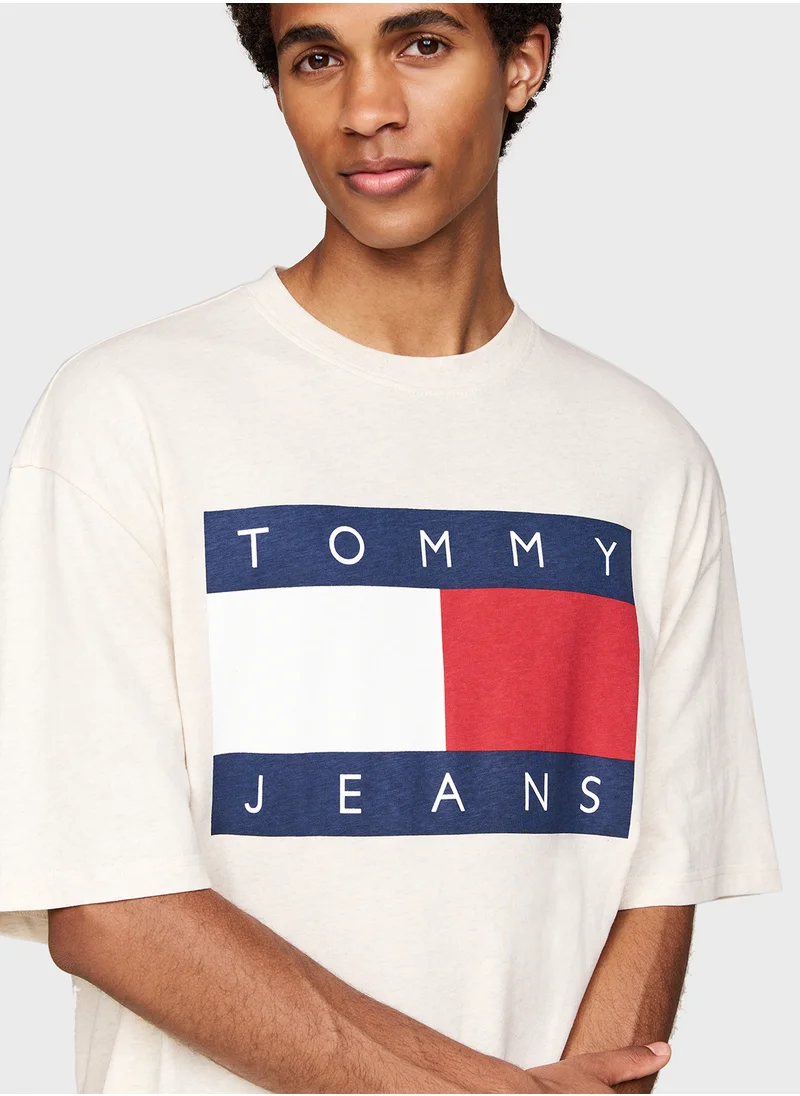 TOMMY JEANS Logo Printed Crew neck short Sleeve T-shirt