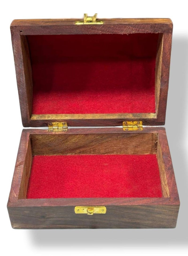 Handmade Indian Sheesham Wood Box/Shakmajiya - Inlaid with Brass with Lock | Size 17 x 12 x 10 cm - Image 3