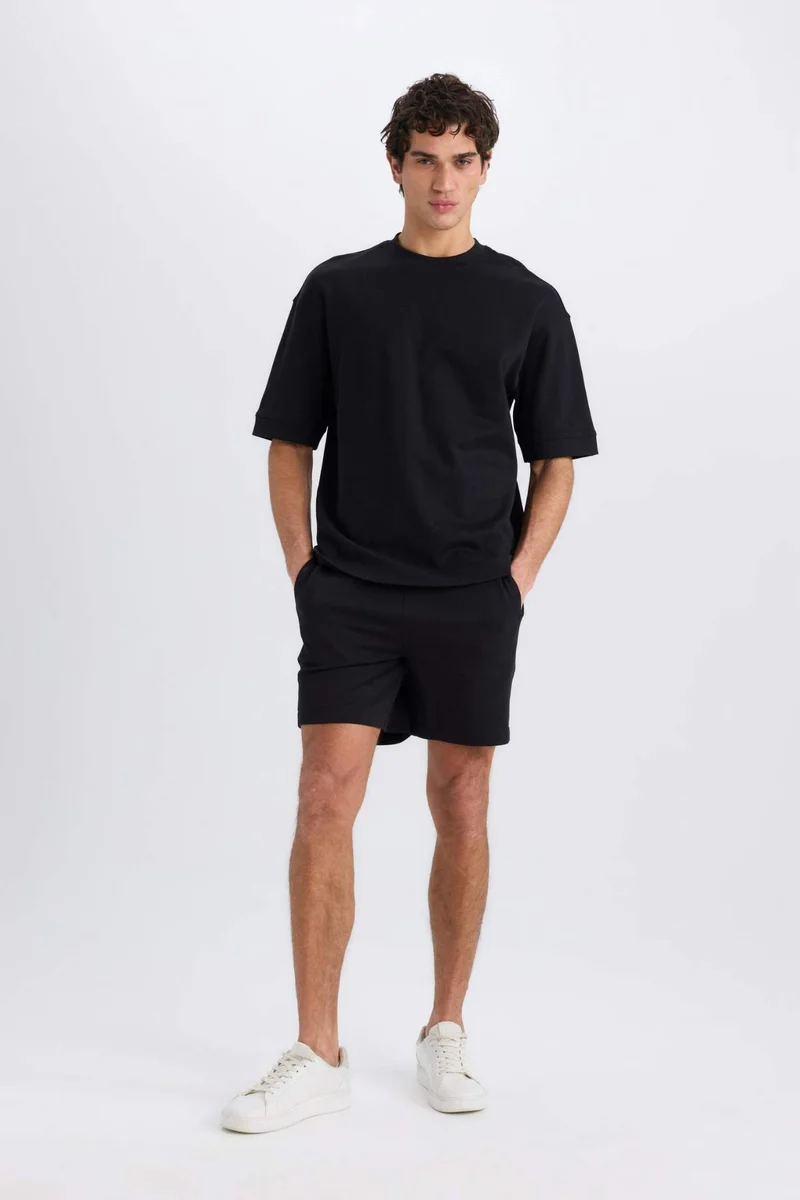 ديفاكتو Regular Fit Regular Hem Shorts