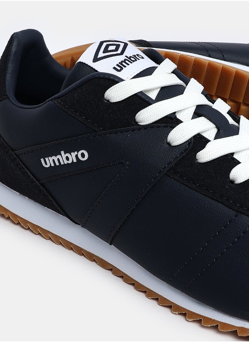 umbro Sutton Trainers For Men  - Image 4