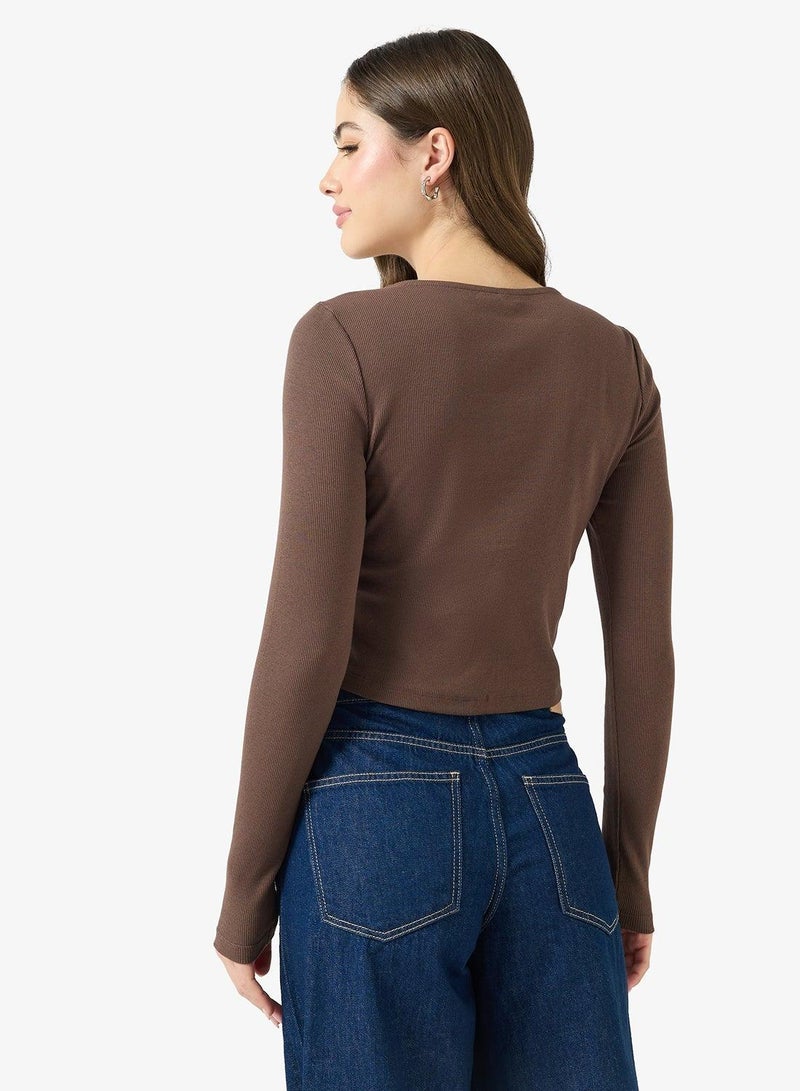 اونلي بلوزة قصيرة بأكمام طويلة كاجوال - Image 4