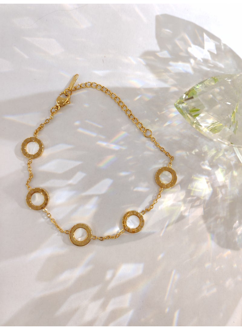 Roman numeral five linked white shell bracelet - Image 1