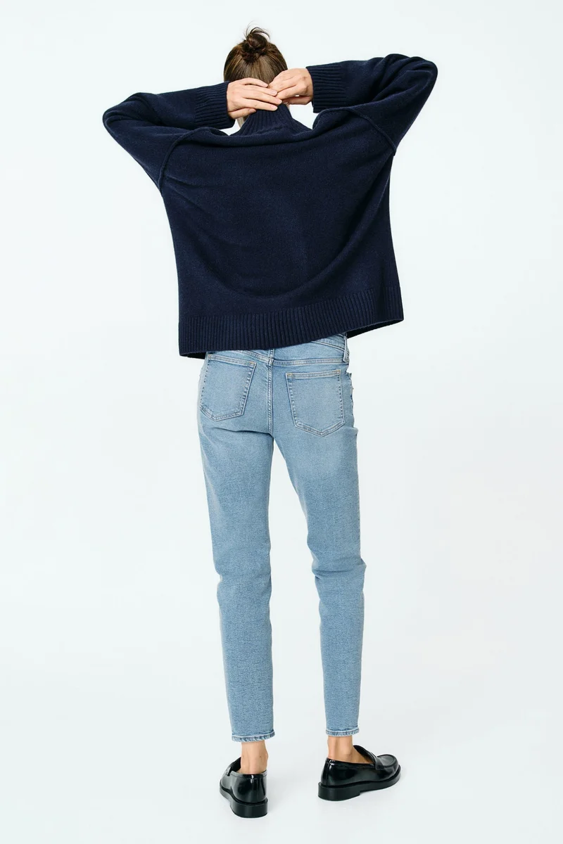 H&M MAMA Slim Ankle Jeans