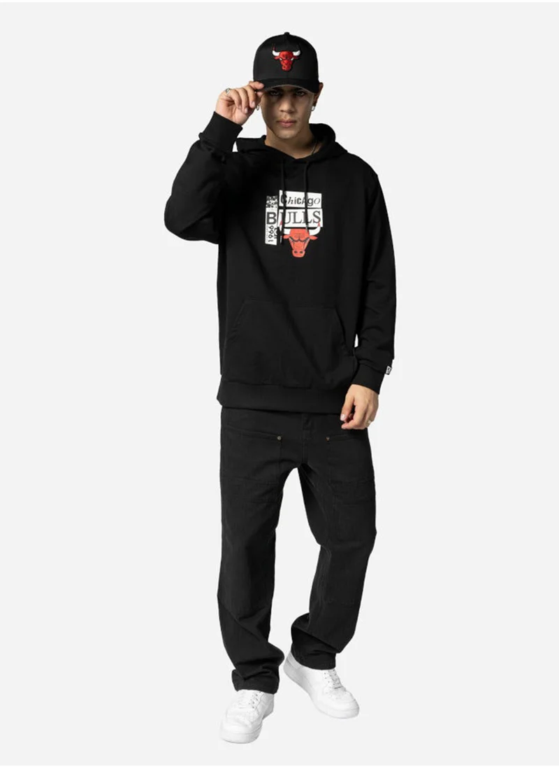 NEW ERA Chicago Bulls Newspaper Graphic Hoodie