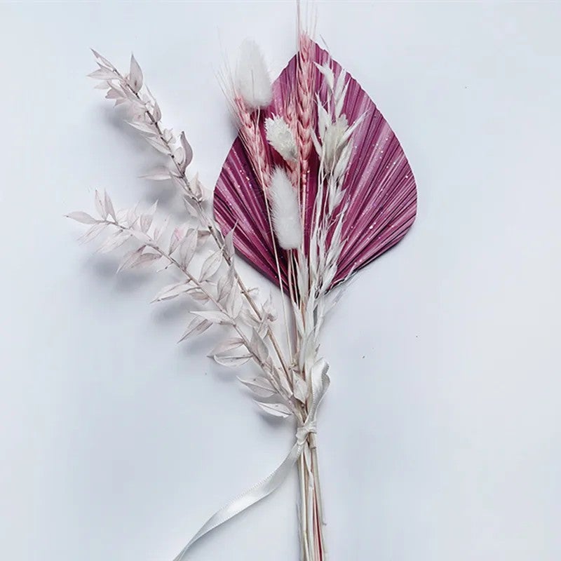 Bluejw Dried Flowers & Palm Leaves – Large and Small Dried Palm Fronds in Various Shapes and Sizes for Home Decor, Wedding Arrangements, and Dried Plants Bouquets - Image 1