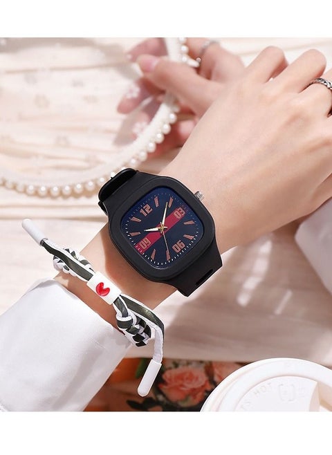 Small Square Student Watch Simple Fashion Creative Waterproof Watch Lightweight and Comfortable Suitable for Students to Wear (Black)
