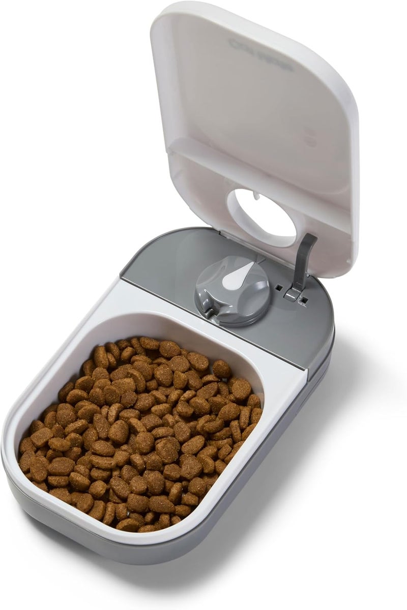 Cat Mate C100 Single Meal Automatic Pet Feeder for Cats and Small Dogs (no ice pack),White - Image 1