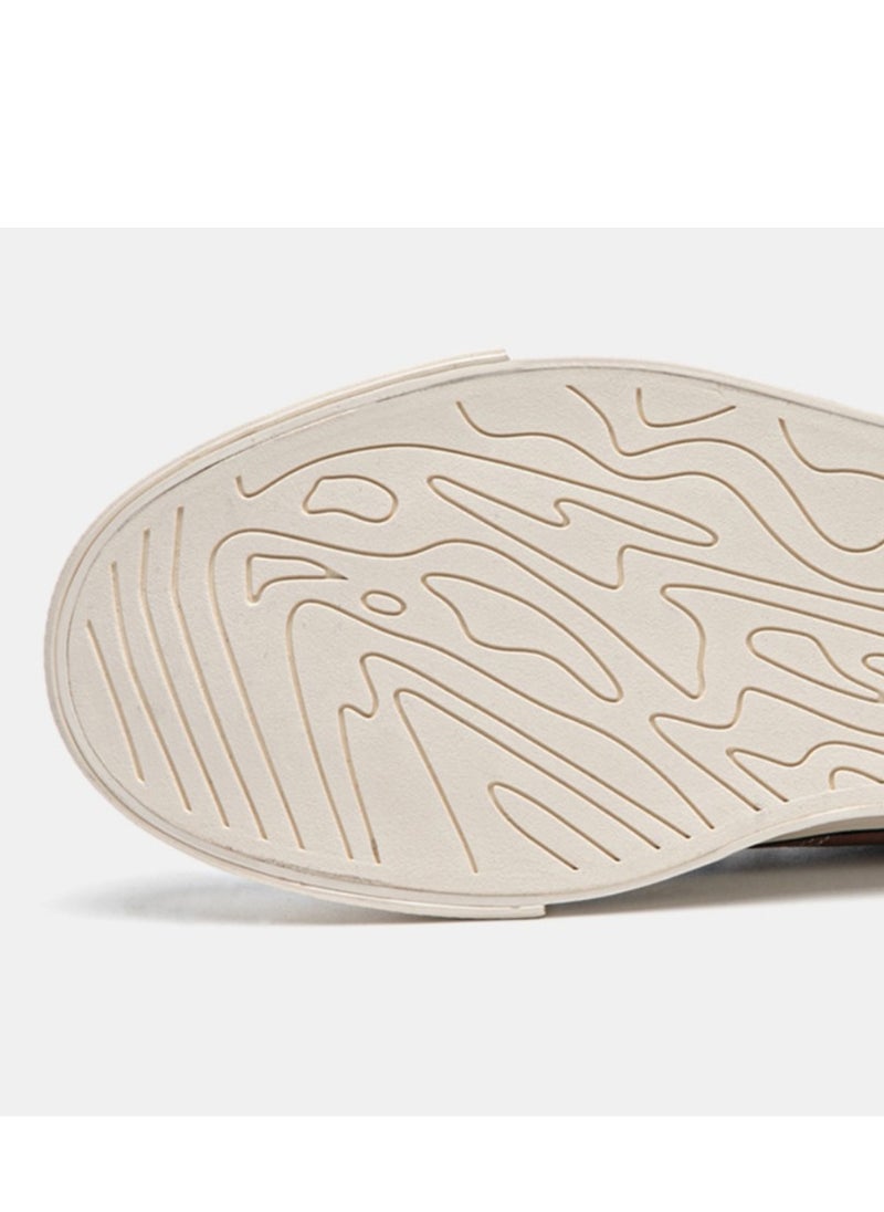 Warrior - Comfortable And Breathable Canvas Sports Shoes - Image 1