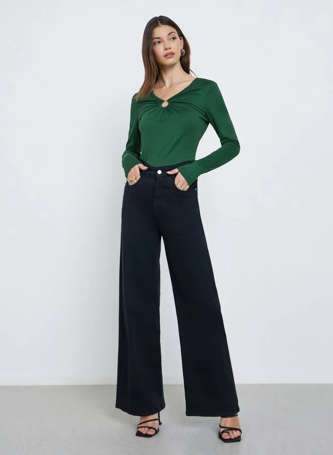 Styli Styli Green Keyhole Detail Fitted Knit Top