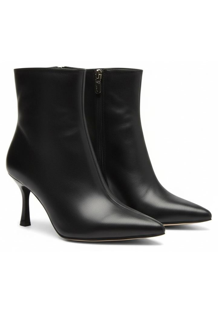 فيبراندا بوت أنيق من الجلد بتصميم عصري بكعب رفيع - Image 1