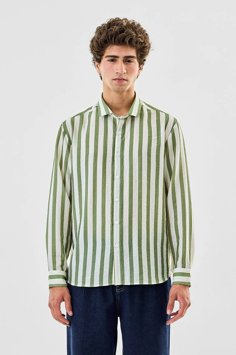 سنيتش قميص مخطط بقصة عادية