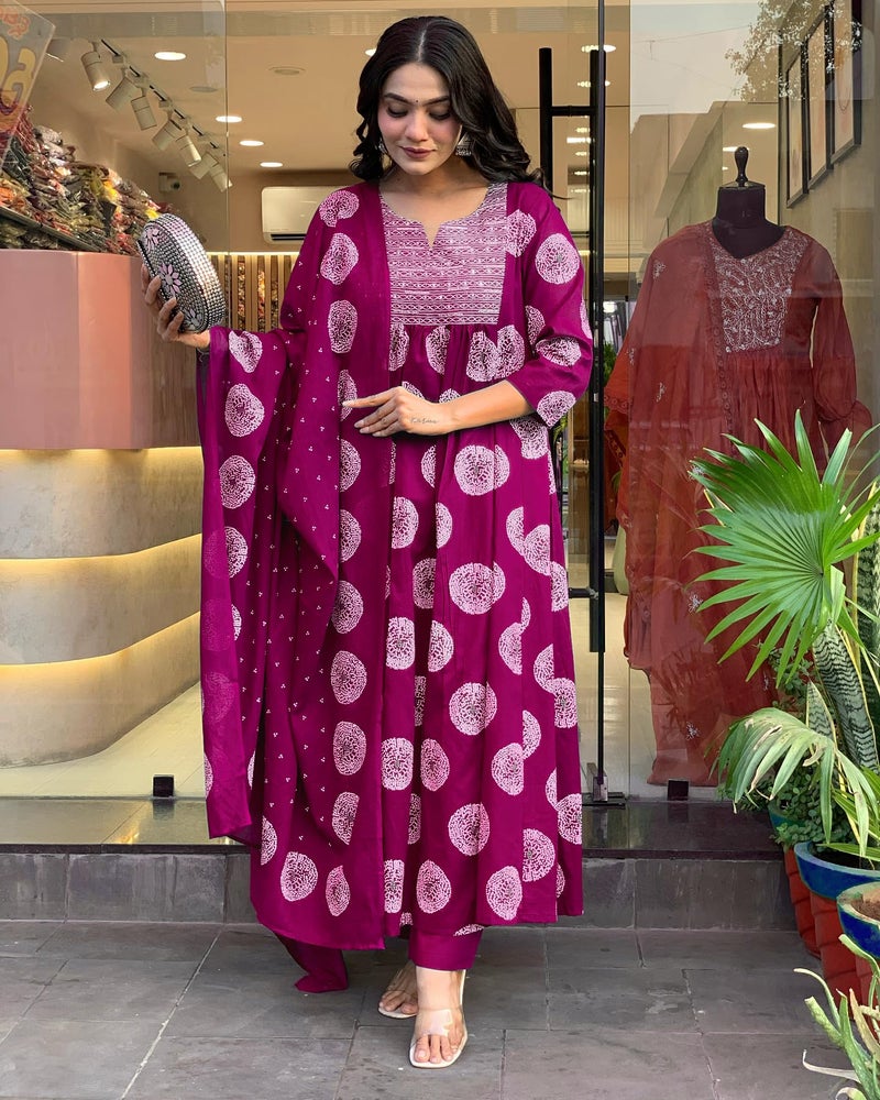 Toochki Salwar Suits For Women's | Anarkali Suit | Kurta With Pant & Dupatta For Women | Cotton Kurti Set For Woman | Kurtis With Palazzo & Dupattas | Ethnic Motifs | Wedding - Image 3