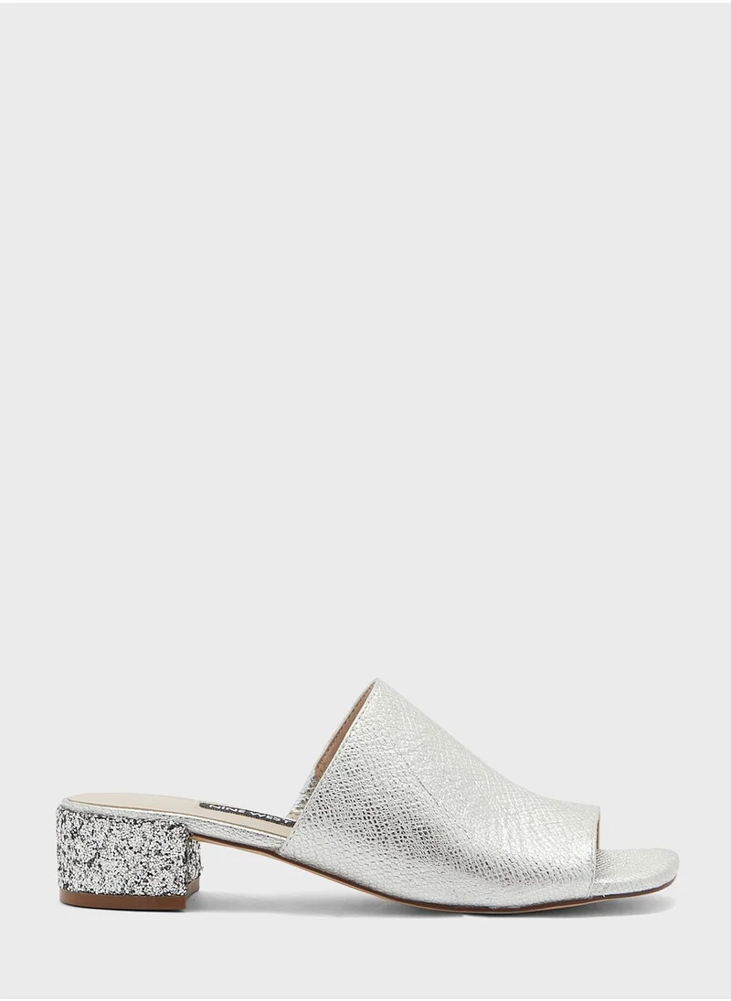 NINE WEST Raydon Low Heel Mule