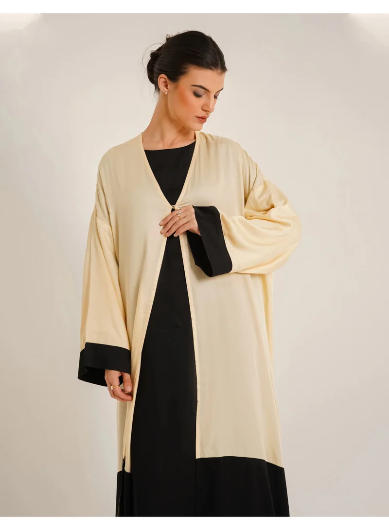 Noor Lara Dual Butter Abaya – Soft, Elegant & Modest made with TENCEL™