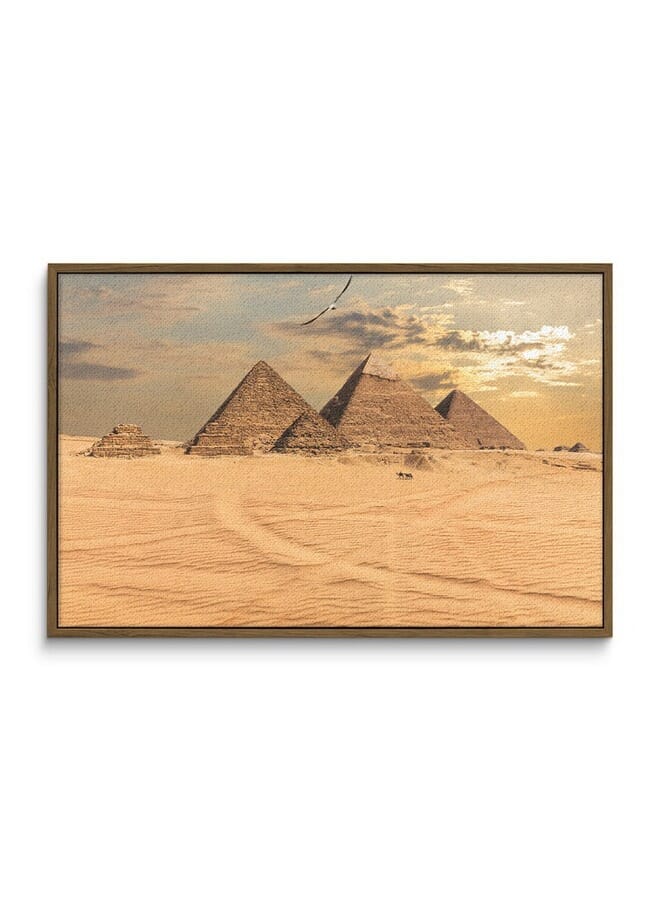هوم جاليري لوحة فنية جدارية مؤطرة لغروب الشمس مع الأهرامات في الجيزة بمصر.  - Image 4