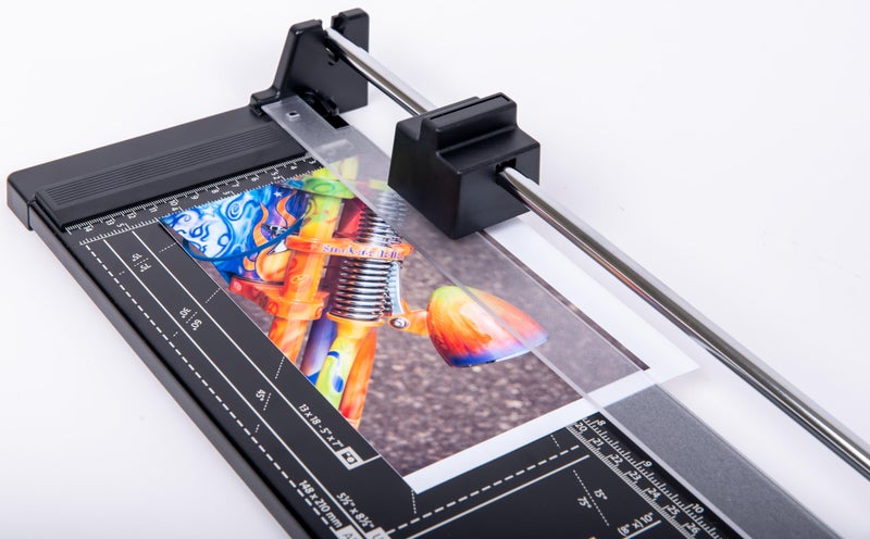 Vantage Dahle Vantage 50 Rotary Trimmer, 12" Cut Length, 5 Sheet Capacity, Self-Sharpening, Automatic Clamp, German Engineered Paper Cutter - Image 3